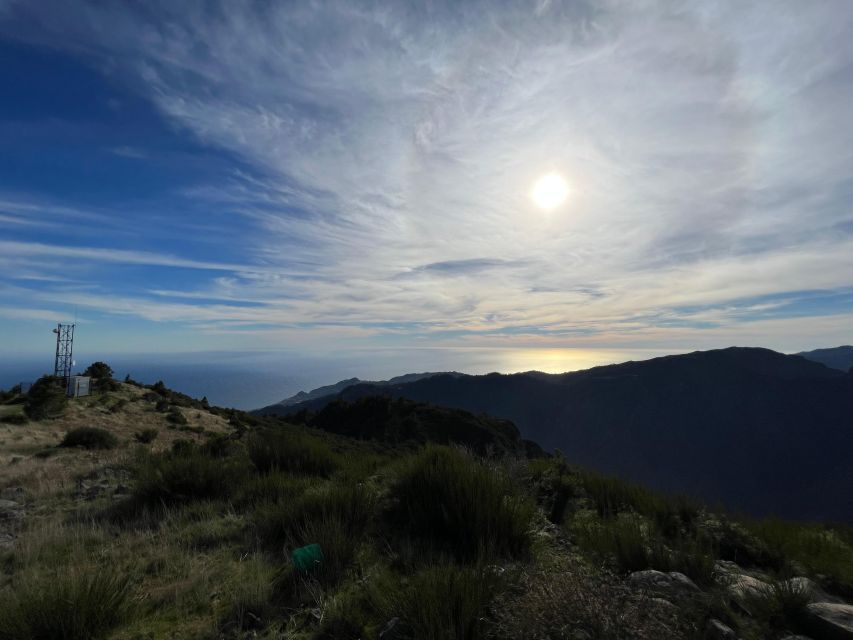 From Funchal: Transfer to Pico Do Arieiro / Pico Ruivo - Full Description