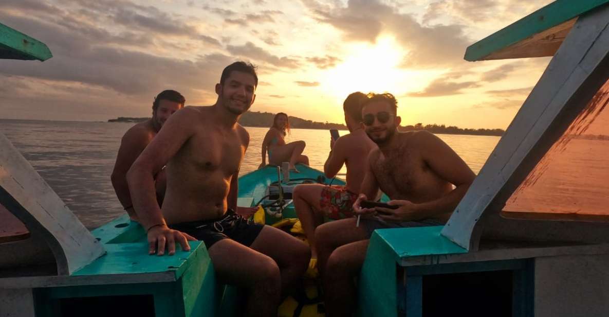 From Gili Trawangan: Sharing Sunset Snorkeling Small Group - Experience Highlights