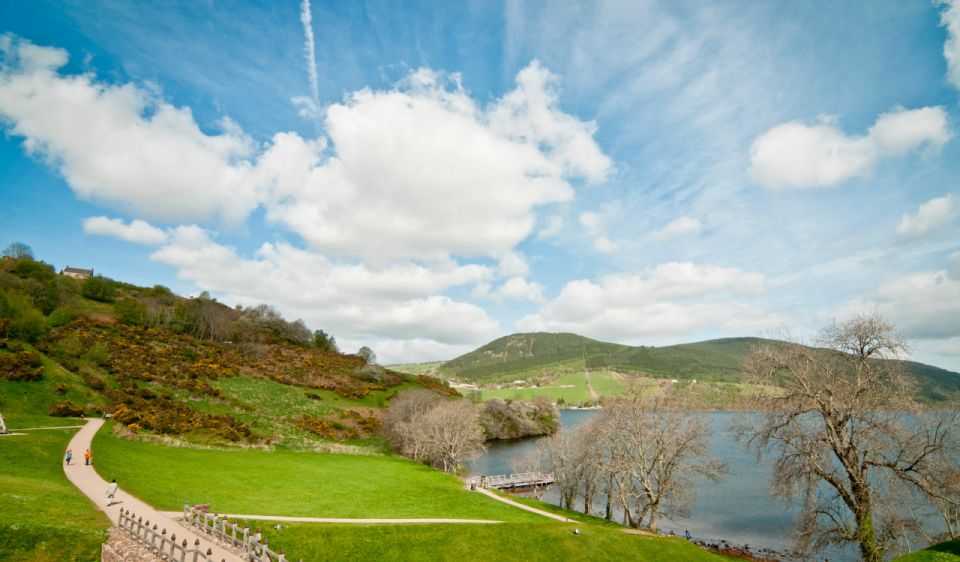 From Glasgow: Loch Ness and Urquhart Castle Private Day Tour - Experience Highlights