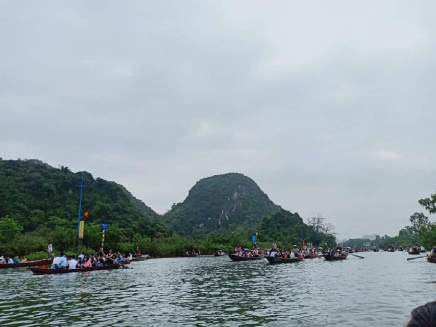 From Hanoi: Perfume Pagoda Tour and Yen Stream Boat Ride - Customer Ratings and Reviews