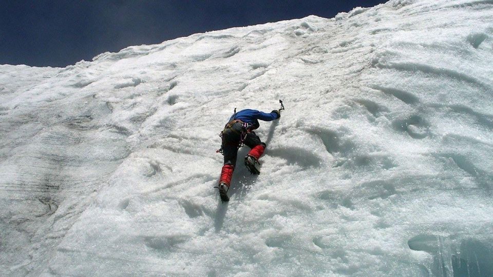 From Huaraz Climbing Nevado Mateo in Cordillera Blanca - Experience Highlights