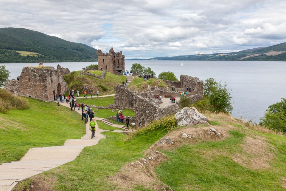 From Inverness: Loch Ness Cruise And Urquhart Castle