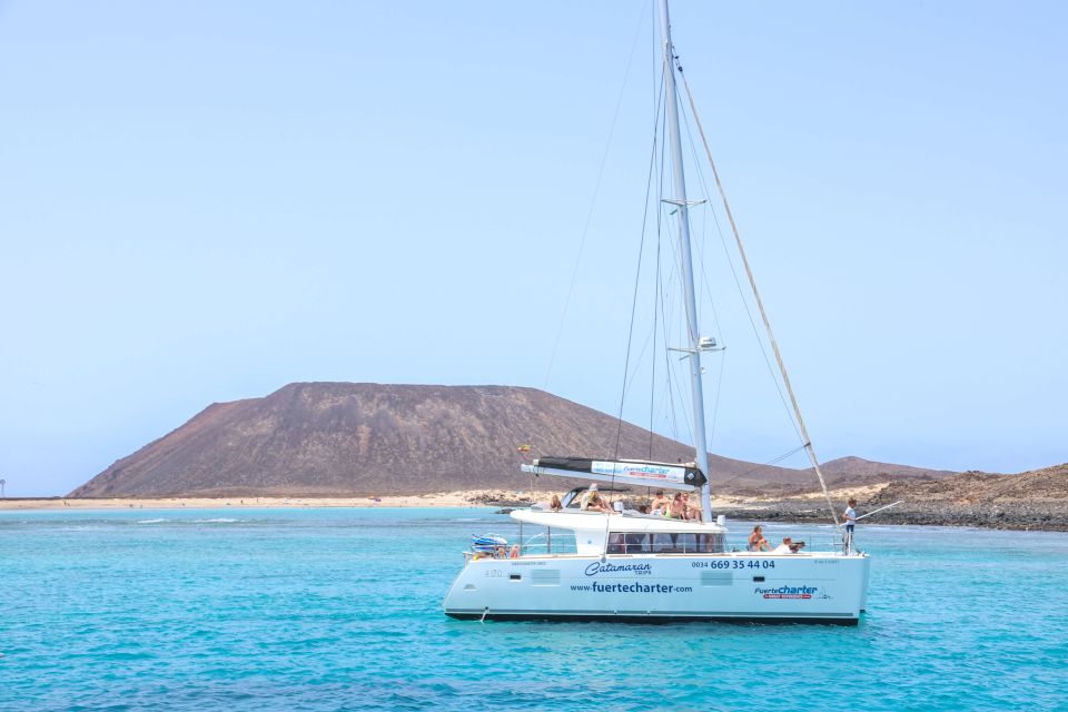 From Lanzarote: Lobos Island and Fuerteventura Day Cruise - Experience Highlights