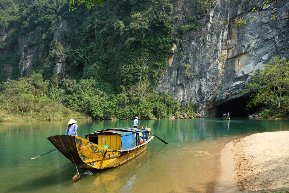 From Phong Nha/Dong Hoi: Paradise and Phong Nha Cave Tour - Pickup Information