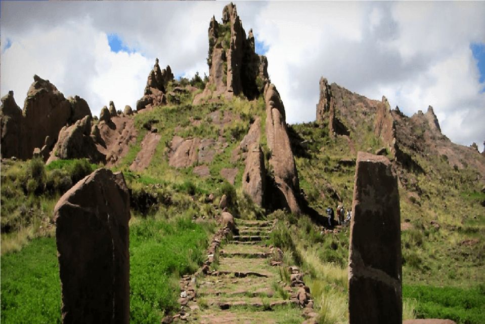 From Puno: Guided Tour of Aramu Muru With Hotel Transfers - Aramu Muru Mystical Gateway