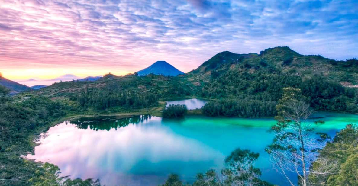 From Yogyakarta: Dieng, Dawn's Embrace & Cultural Treasures - Sikunir Hill: Embracing Dawns Beauty