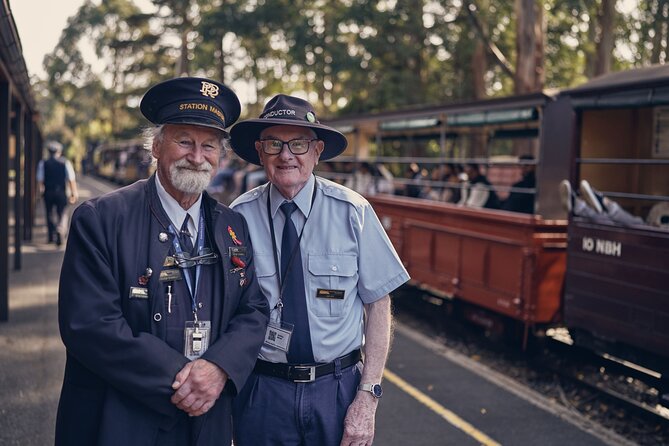 Fruit-Picking & Puffing Billy Steam Train 1-Day Tour in Chinese - Inclusions and Exclusions