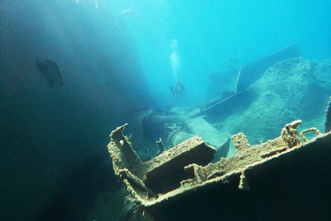 Full-Day Byron Shipwreck Dive for Certified Divers With Lunch - Meeting Point and Pickup Details