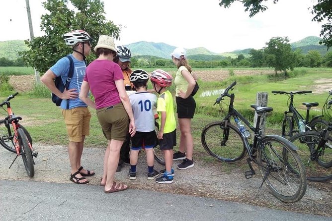 Full Day Cycling Tour to Sukhothai Historical Park - Inclusions