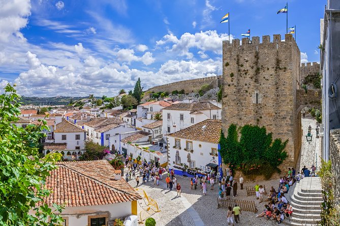 Full-Day Fátima, Nazaré, and Óbidos Small-Group Tour From Lisbon - Meeting Point