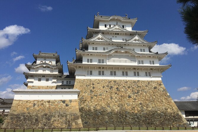 Full-Day Private Guided Tour to Himeji Castle - Itinerary Highlights