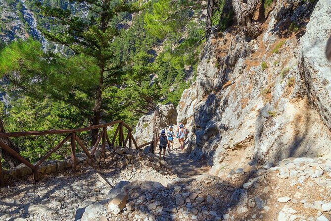 Full-Day Private Samaria Gorge Hiking Tour - Experienced Guides