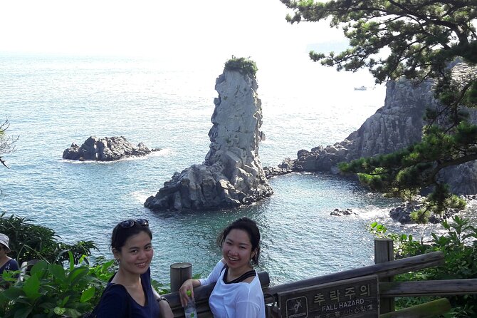 Full-Day Private Taxi Tour South of Jeju Island - Itinerary Overview