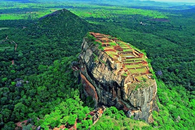 Full-Day Private Tour to Sigiriya and Dambulla - Tour Highlights