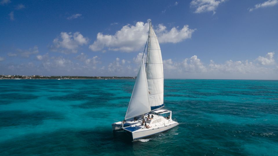Full-Day Sail in Luxurious Catamaran to Isla Mujeres - Review Ratings