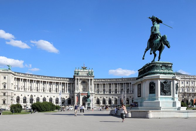 Full-Day Vienna Private Tour From Prague - Logistics and Meeting Points