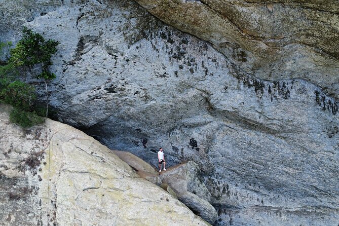 Garganta Do Céu and Waterfall Hike in Pedra Da Gávea - Accessibility Information