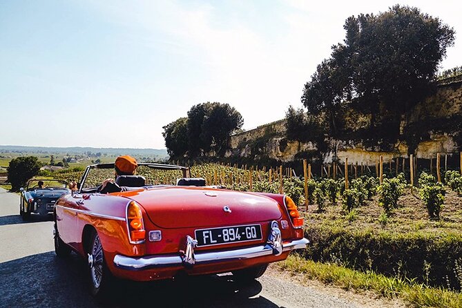 Getaway in the Vineyards of the Médoc in a Vintage Car - Médoc Wine Estate Visits