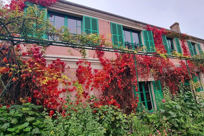 Giverny Monets House & Honfleur Private Day Tour (Van & Guide) - Booking Details