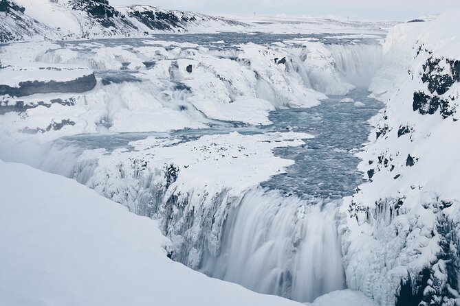 Golden Circle and Kerid Crater Tour With Blue Lagoon Transfers - Participant Capacity and Transportation