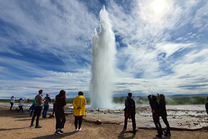 Golden Circle and Kerid Volcanic Crater Small-Group Day Tour - Tour Itinerary