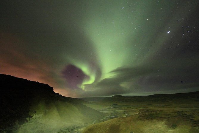 Golden Circle and Northern Lights Superjeep Tour From Reykjavik - Northern Lights Experience