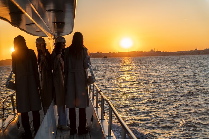 Golden Sunset Cruise on Luxury Yacht in Istanbul Bosphorus - Traveler Reviews and Recommendations