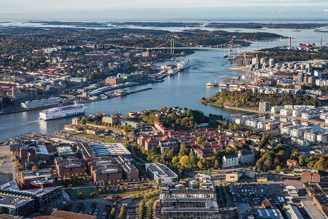 Gothenburg Airport Transfers : Airport GOT to Gothenburg in Luxury Van - Pricing Structure and Variations