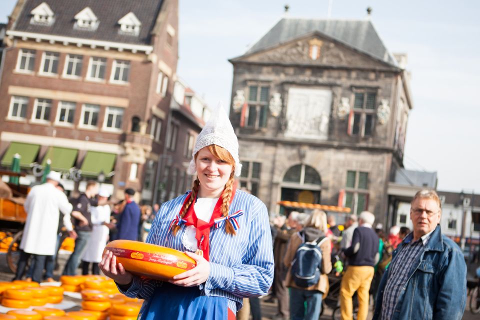 Gouda: Audiotour of Goudse Waag Cheese and Crafts Museum - Experience Highlights
