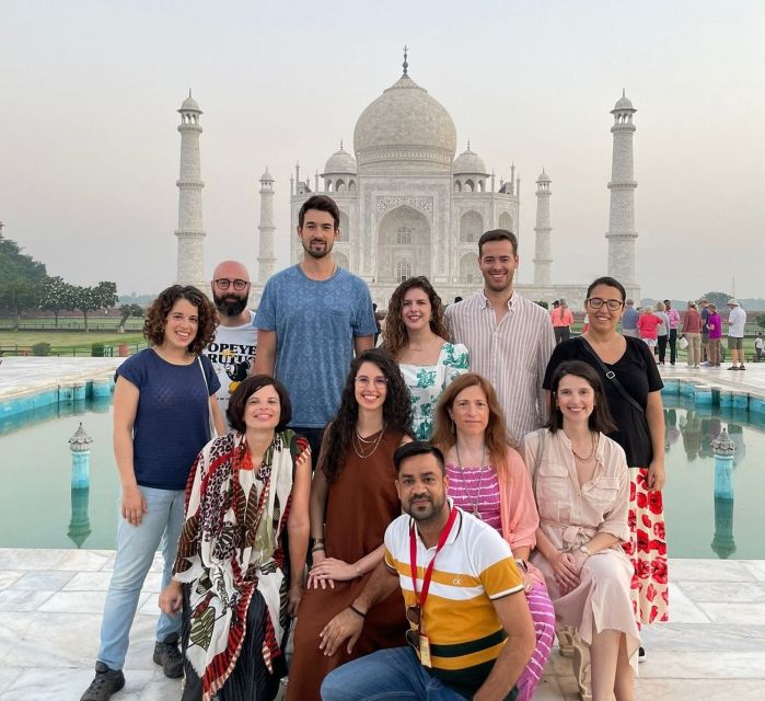 Government Approved Tour Guide For Taj Mahal - Tour Guide Information