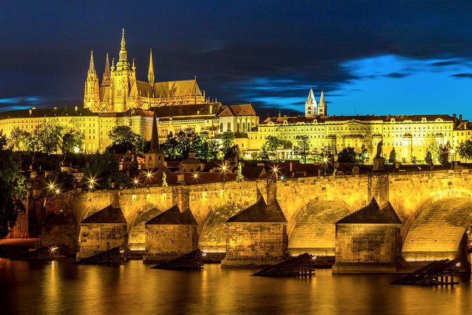 Grand Tour of Prague "Among History, Legends and Curiosities" (No English) - Traveler Experiences