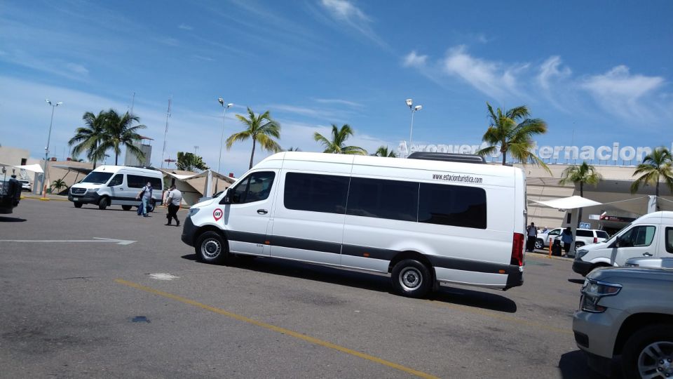 Guadalajara: Airport to City Transfer - Service Details