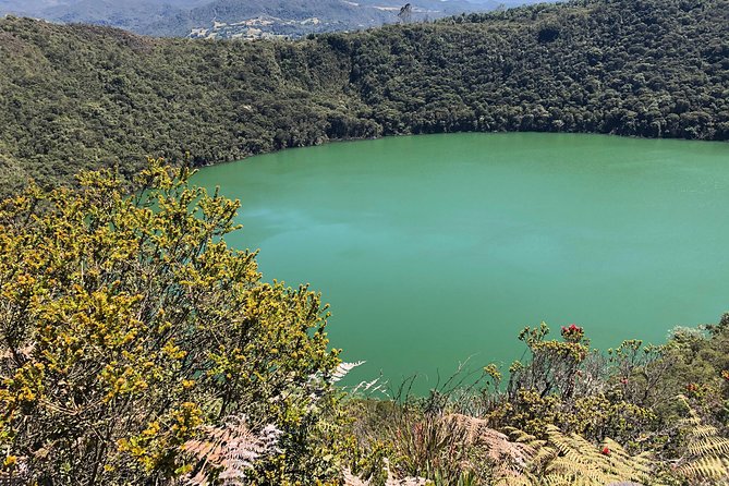 Guatavita Lake - the Legend of “El Dorado” - The Legend of El Dorado