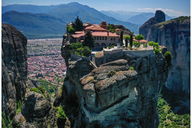 Guided All Day Tour to Meteora Rocks & Monasteries - Additional Information