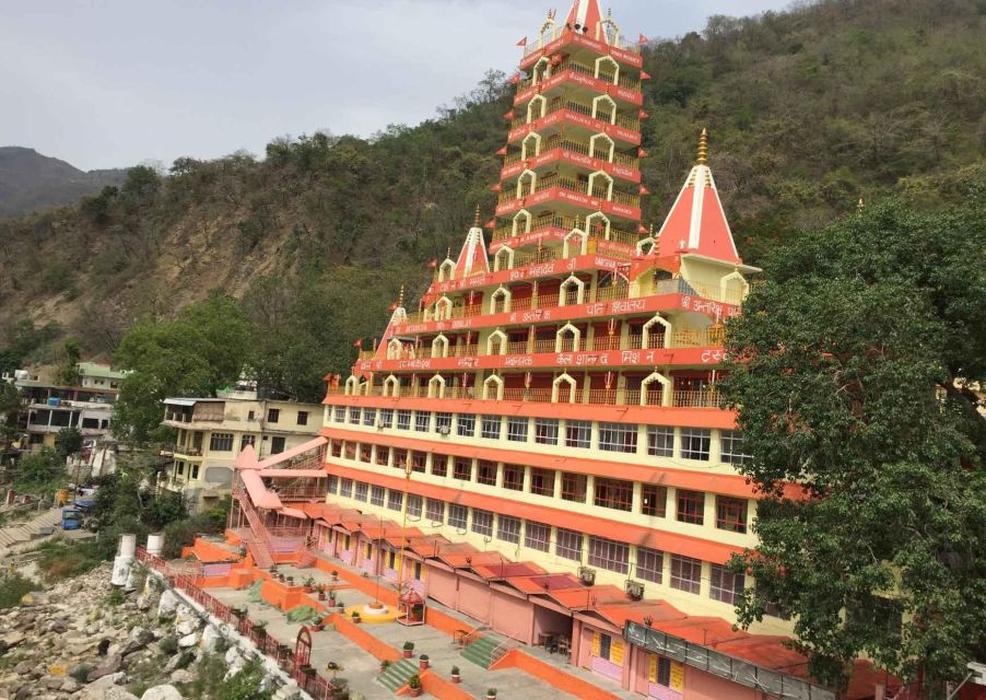 Guided Ashram Tour in Rishikesh With a Local - 2 Hours - Experience Highlights