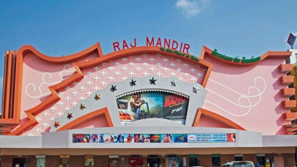 Guided Movie Theatre Tour : RAJMANDIR CINEMA (Pride Of Asia) - Experience Highlights