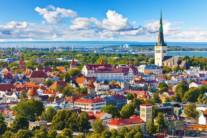 Guided Tallinn Day Tour From Helsinki / Include Hotel Transfers - Traveler Tips