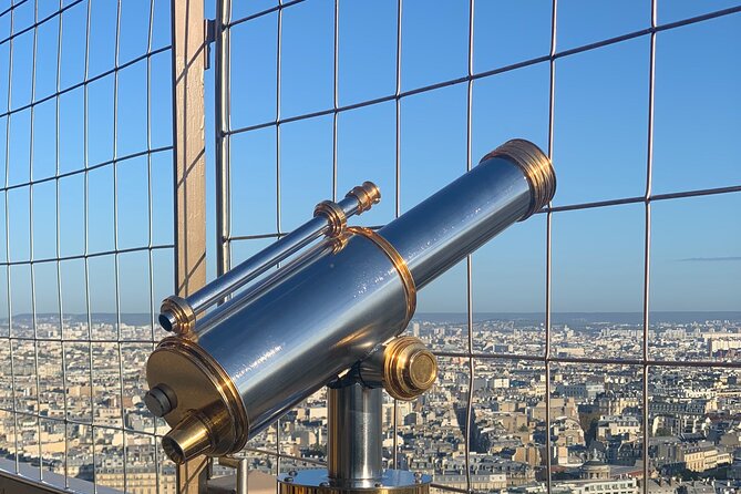 Guided Tour to the Top of the Eiffel Tower - Tour Duration
