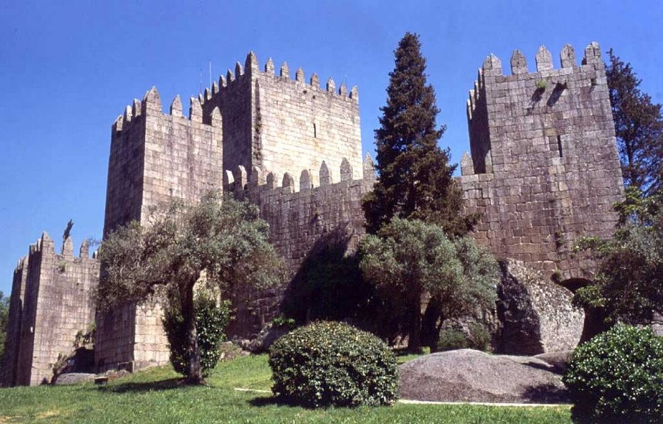Guimarães Tour(4Hours): From Oporto;City Tour- Half Day Trip - Pickup Details and Cancellation Policy