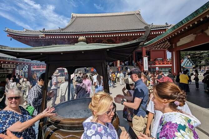 Half Day History Walking Tour in Asakusa - Meeting Point