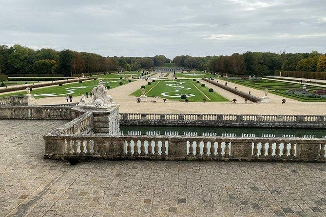 Half Day Private Castle Visit Vaux Le Vicomte 7 Hours - Accessibility Information and Options