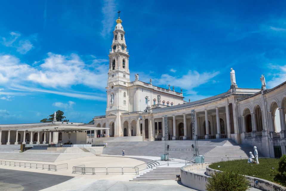 Half-Day Private Tour in Fátima From Lisbon - Itinerary and Sightseeing