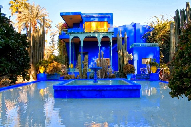 Half-Day Private Tour to Marrakech Gardens With Hotel Pickup - Pickup Information