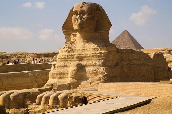 Half-Day Private Tour to Pyramids of Giza and Sphinx - Logistics and Pickup Details