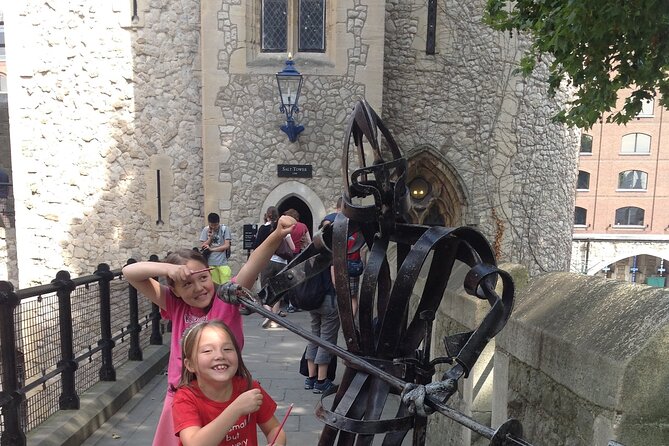 Half-day: Private Tower of London Tour for Families and Children - Interactive Activities