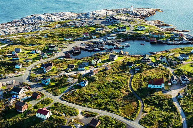 Halifax Shore Excursion: Peggys Cove With the Best of Halifax - Climbing Granite Rock Formations