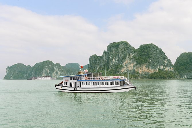 Halong Bay Full Day Tour With Kayaking and Seafood Lunch From Hanoi - Itinerary Overview