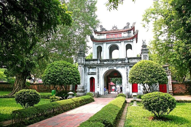 Hanoi City Private Tour Full Day: All Highlights & Train Street - Dress Code Reminder