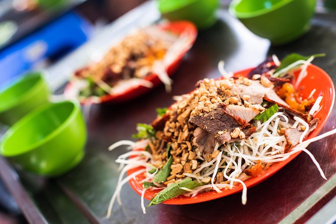 Hanoi Evening Walking Food Tour With Eight Tastings - Itinerary Highlights