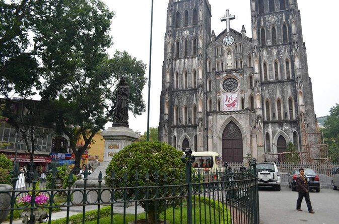 Hanoi Food, Culture, History With Professional Tour Guide - Taking in Local Culture